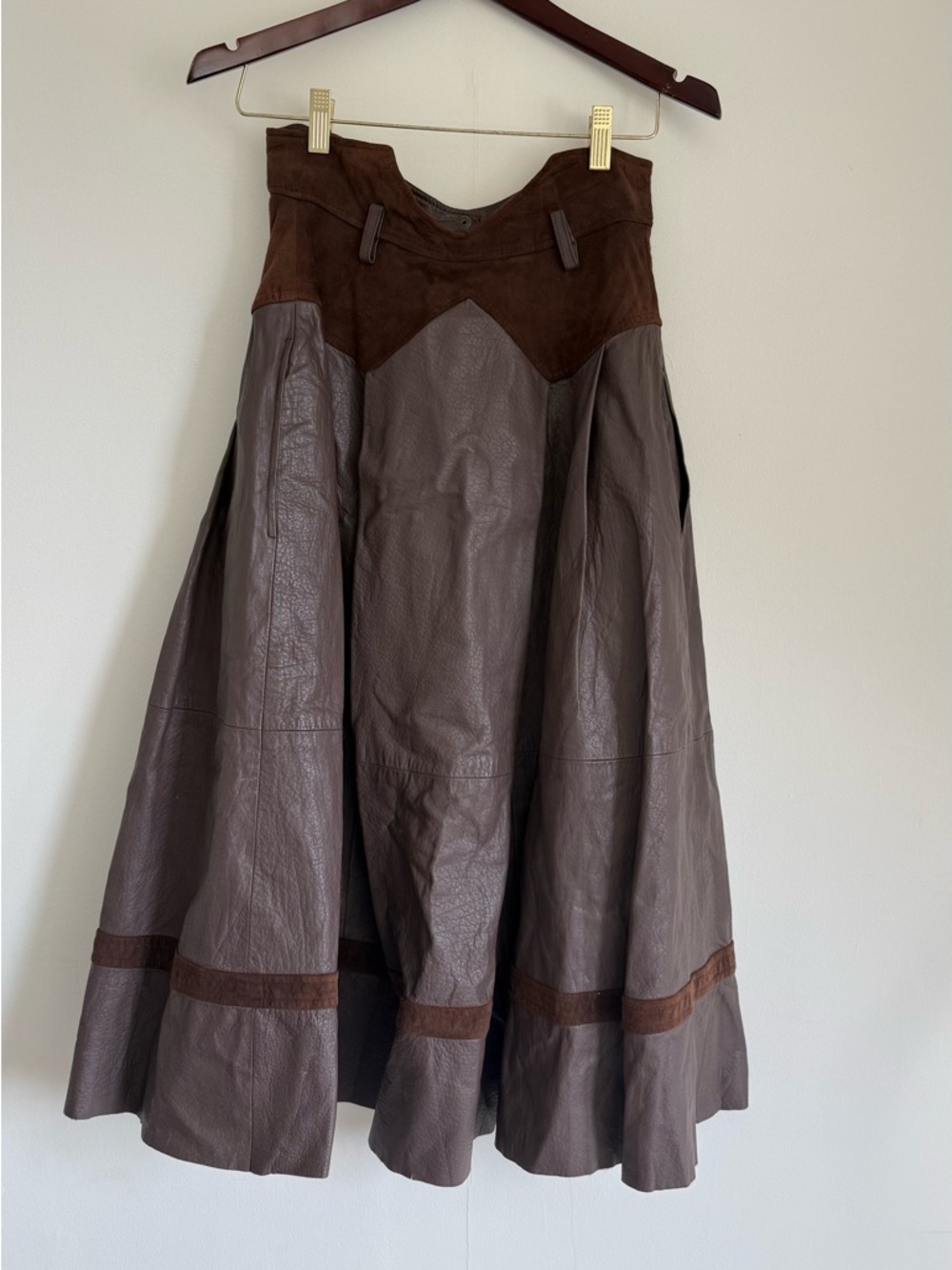 VINTAGE Nord Est 100% Genuine Leather & Suede Skirt - Size 4